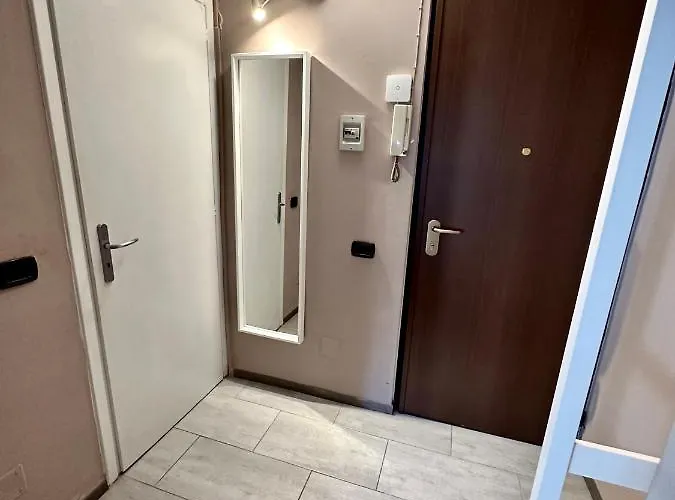 Casa Saluzzo - Porta Nuova F.s. *